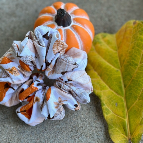 Bundle of 6 Handmade Scrunchie Hair Accesories print Scrunchies - Picture 6 of 6